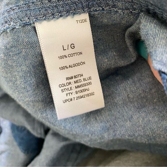 Miley Cyrus Denim Shirt - Picture 3 of 5